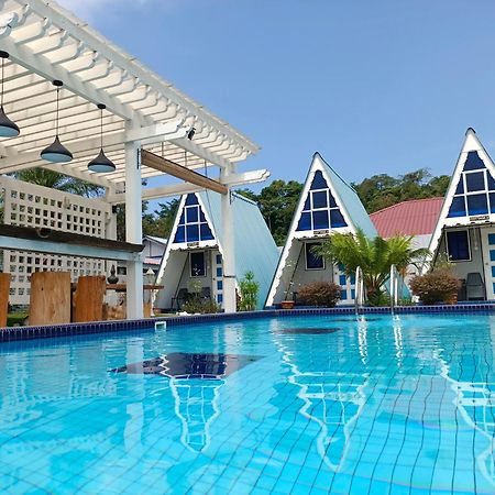 Nipah Guesthouse Pangkor Pekan Pangkor Bagian luar foto